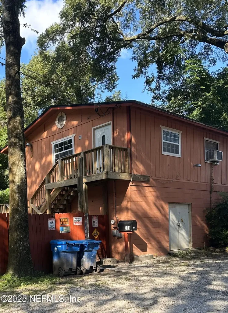 971 Cesery Terrace Jacksonville FL 32211