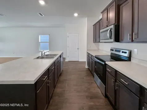 5823 Calvary Drive Jacksonville FL 32244