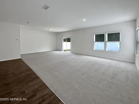5823 Calvary Drive Jacksonville FL 32244