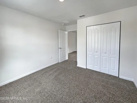 5823 Calvary Drive Jacksonville FL 32244