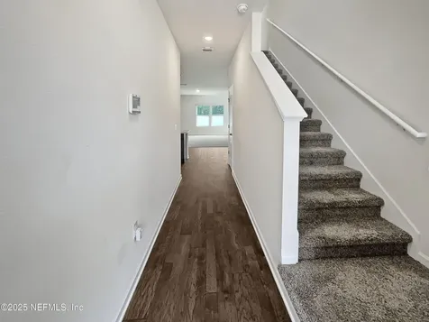 5823 Calvary Drive Jacksonville FL 32244