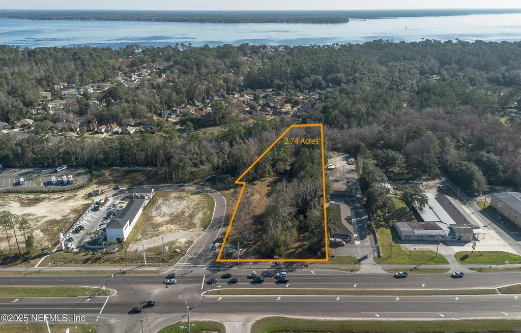 3263 Us Highway 17 Green Cove Springs FL 32043