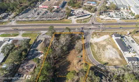 3263 Us Highway 17 Green Cove Springs FL 32043