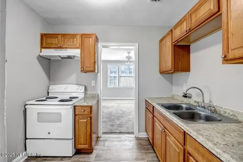 7881 Paul Revere Drive Jacksonville FL 32208