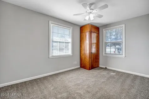 7881 Paul Revere Drive Jacksonville FL 32208