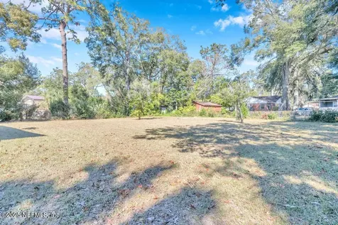 7881 Paul Revere Drive Jacksonville FL 32208