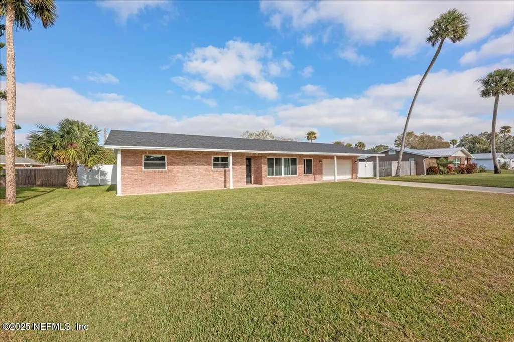 826 Palm Grove Court South Daytona FL 32119