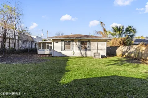 4446 Shirley Avenue Jacksonville FL 32210