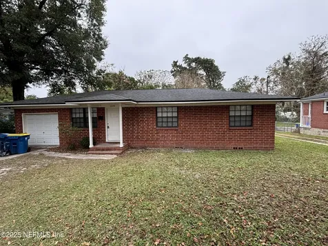 1330 Magnolia Circle E Jacksonville FL 32211