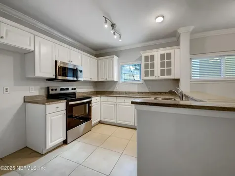 1800 The Greens Way Jacksonville Beach FL 32250