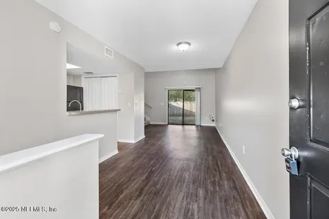 7629 Melissa Court N Jacksonville FL 32210