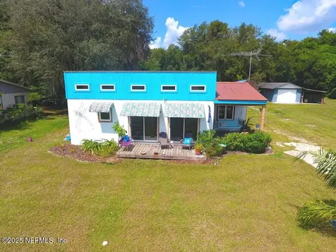 307 N Lake Street Crescent City FL 32112