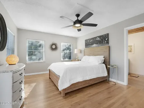 234 River Hills Drive Jacksonville FL 32216
