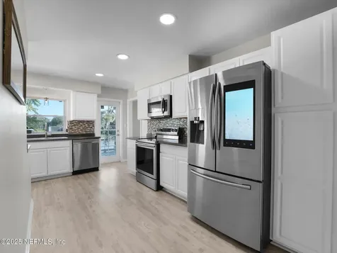 234 River Hills Drive Jacksonville FL 32216