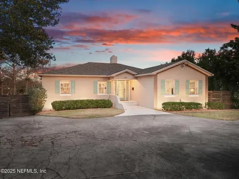 234 River Hills Drive Jacksonville FL 32216
