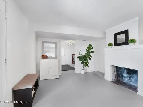 234 River Hills Drive Jacksonville FL 32216