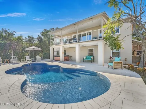 234 River Hills Drive Jacksonville FL 32216