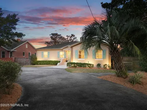 234 River Hills Drive Jacksonville FL 32216