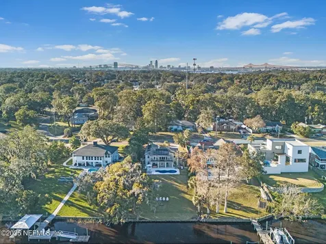 234 River Hills Drive Jacksonville FL 32216