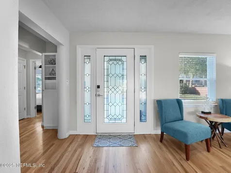 234 River Hills Drive Jacksonville FL 32216