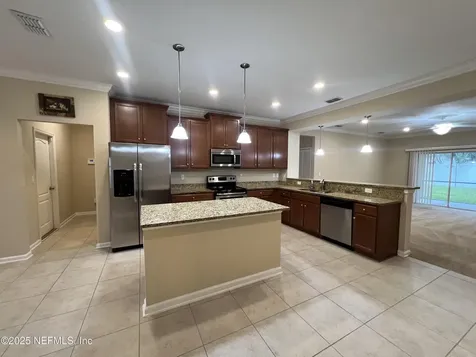 15804 Bainebridge Drive Jacksonville FL 32218