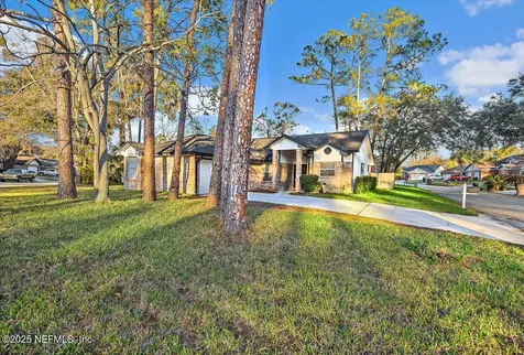 4625 Meadow Run Place Jacksonville FL 32217