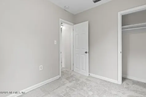 8719 5th Avenue Jacksonville FL 32208