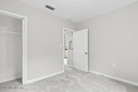 8719 5th Avenue Jacksonville FL 32208