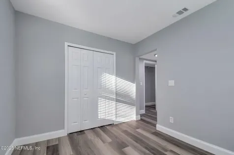 1759 Planters Road Jacksonville FL 32207