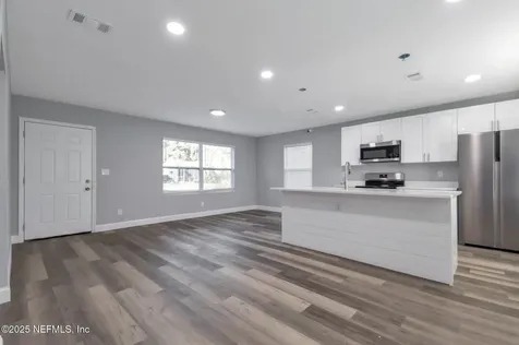1759 Planters Road Jacksonville FL 32207