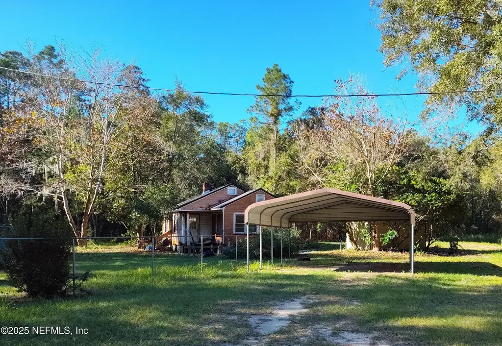 21215 SE 111 Avenue Hawthorne FL 32640