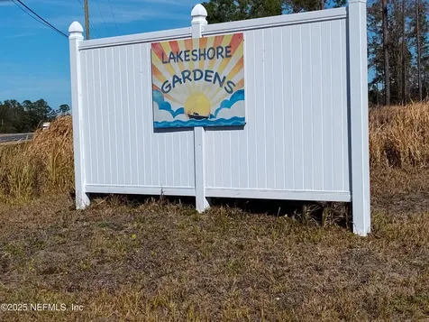 21215 SE 111 Avenue Hawthorne FL 32640