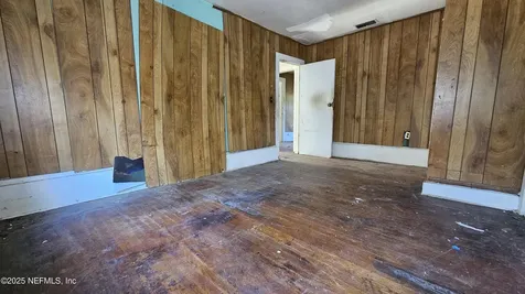 952 Alderside Street Jacksonville FL 32208