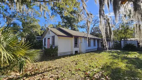 952 Alderside Street Jacksonville FL 32208