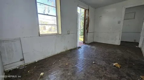 952 Alderside Street Jacksonville FL 32208