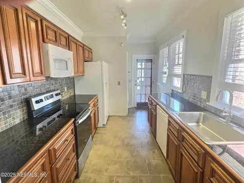 2251 Post Street Jacksonville FL 32204