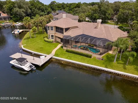 13745 Chatsworth Lane Jacksonville FL 32225