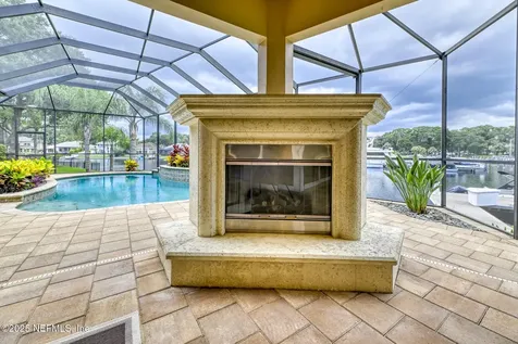 13745 Chatsworth Lane Jacksonville FL 32225