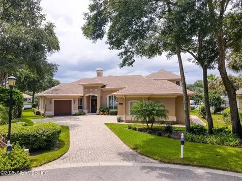 13745 Chatsworth Lane Jacksonville FL 32225
