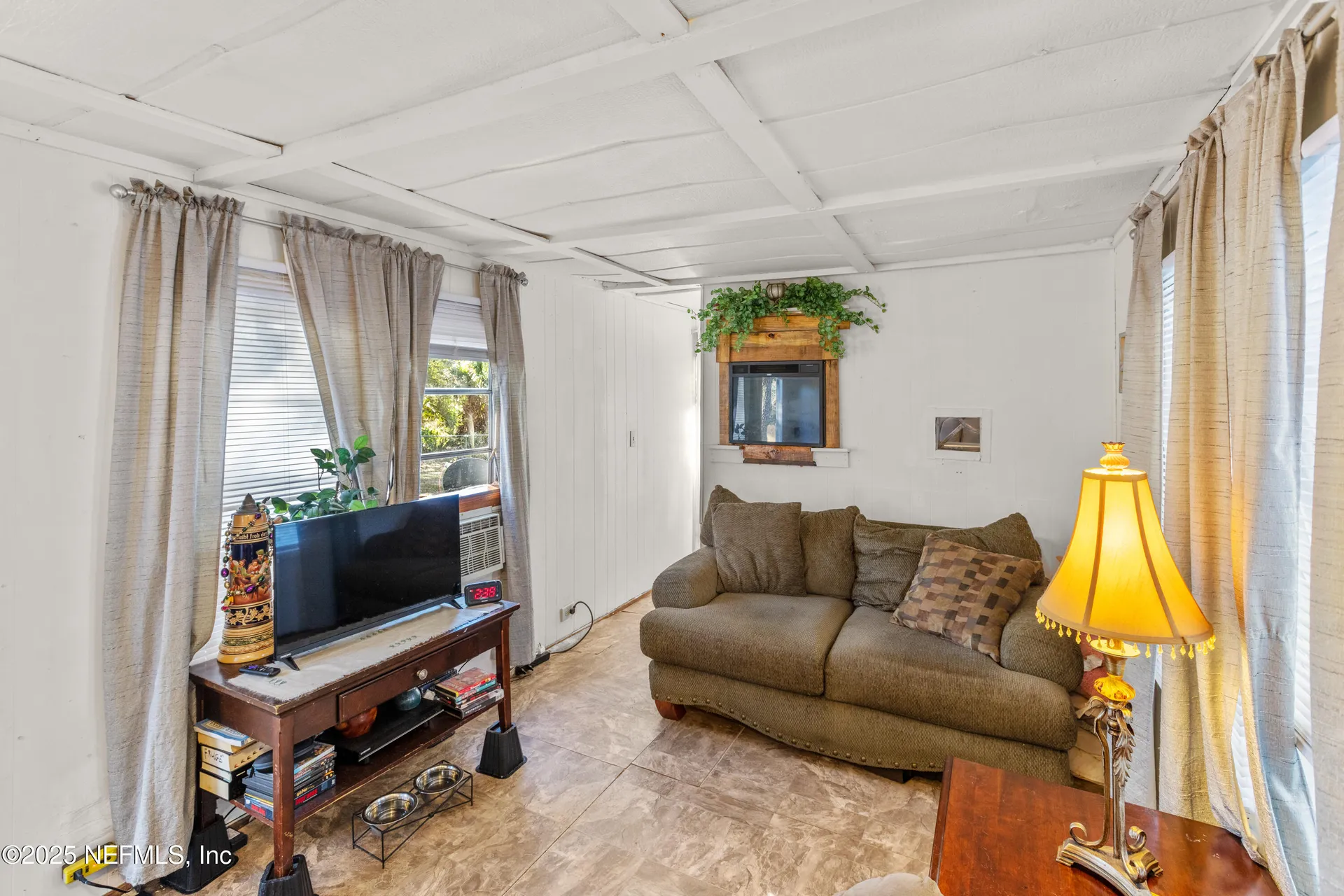 270 Bay Street Hawthorne FL 32640