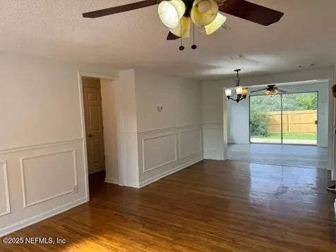 7910 Lake Park Drive Jacksonville FL 32208