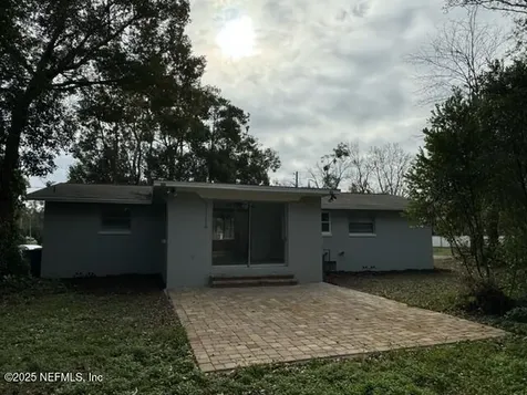 7910 Lake Park Drive Jacksonville FL 32208
