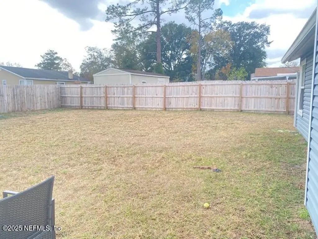 7932 Winterwood Circle N Jacksonville FL 32210