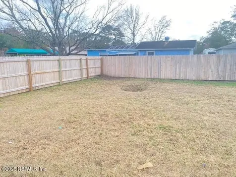 7932 Winterwood Circle N Jacksonville FL 32210