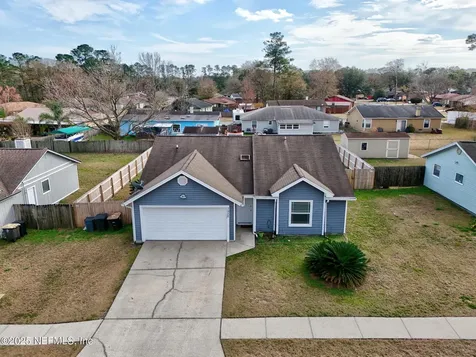 7932 Winterwood Circle N Jacksonville FL 32210