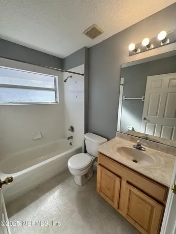 2511 Coachman Lakes Drive Jacksonville FL 32246