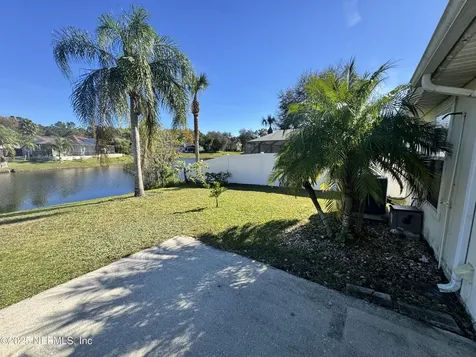 2511 Coachman Lakes Drive Jacksonville FL 32246