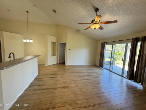 2511 Coachman Lakes Drive Jacksonville FL 32246