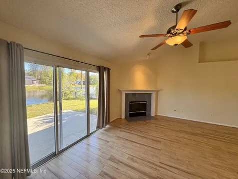 2511 Coachman Lakes Drive Jacksonville FL 32246