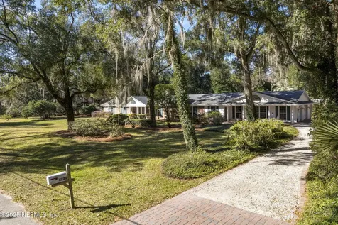 4221 Clearwater Lane Jacksonville FL 32223